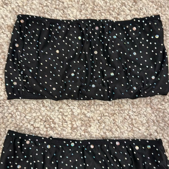 FashioNova Rhinestone Set - Picture 2 of 5